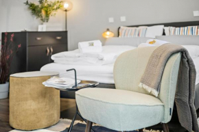 LUXOMES - Stylish & New Design Apartment - Kitchen - Netflix